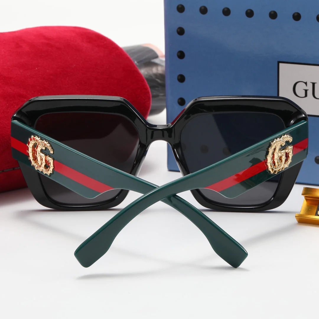 4 Colors Fashion Double G Striped Frame Sunglasses - Image 12