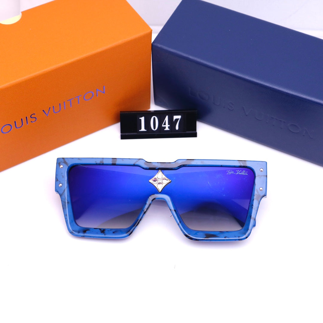 New Ladies Fashion Classic Sunglasses in 2022 - Image 12