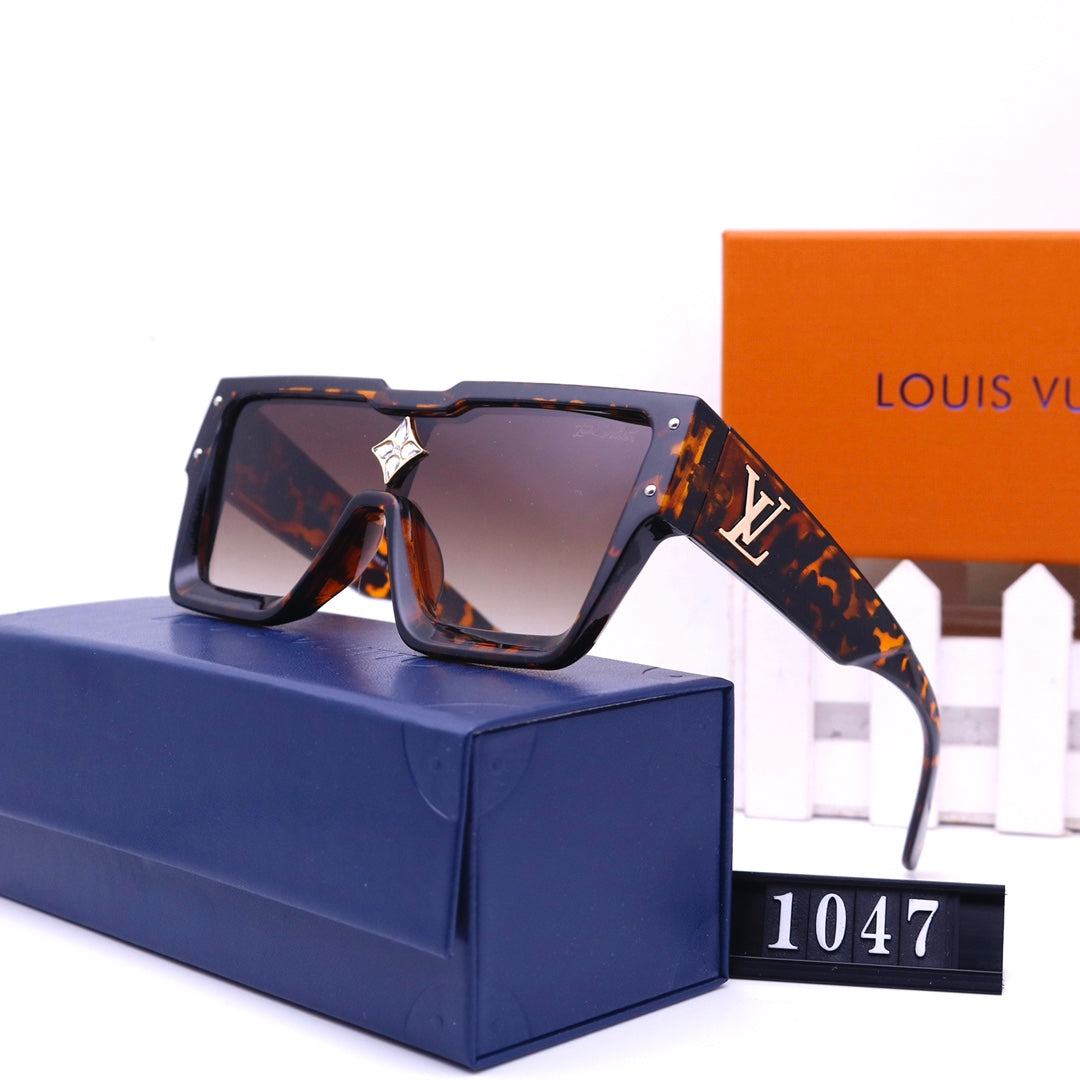 New Ladies Fashion Classic Sunglasses in 2022 - Image 2