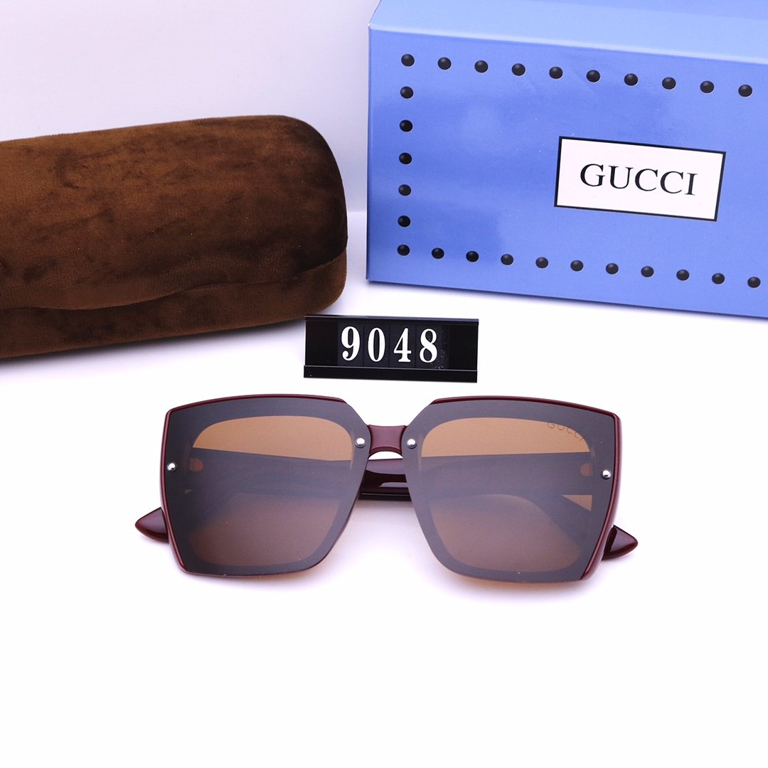 TRENDY SUNGLASSES FOR MEN AND WOMEN - Image 10