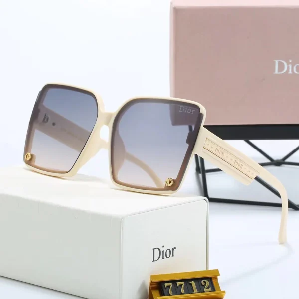 4 Color Women's Sunglasses?M?712