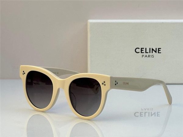 BOLD 3 DOTS CL 4003 IN 01B Round Women's Sunglasses