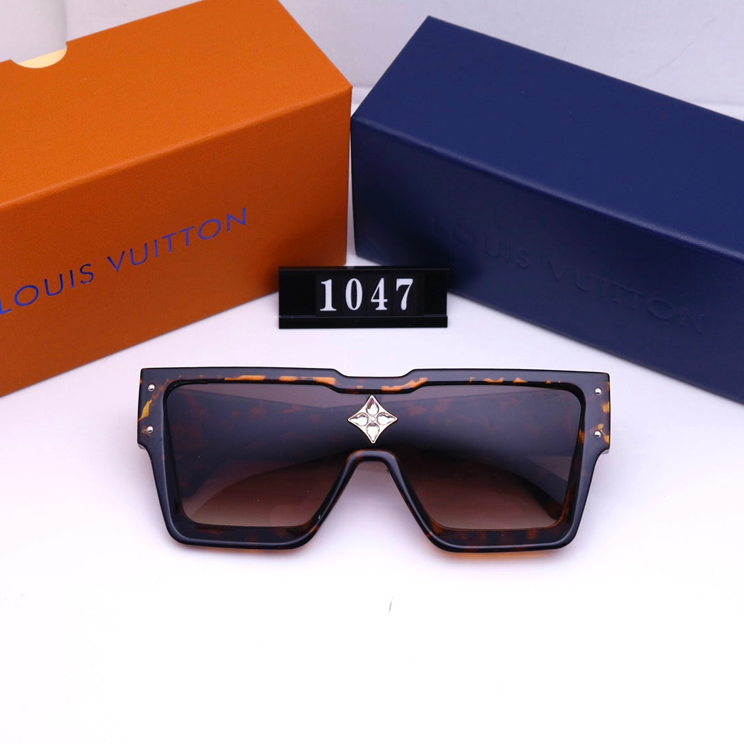 New Ladies Fashion Classic Sunglasses in 2022 - Image 15