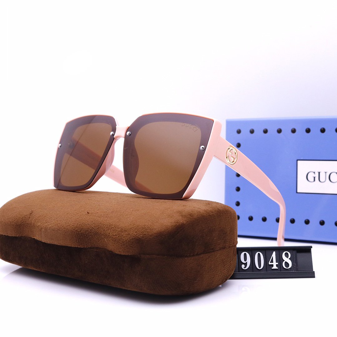 TRENDY SUNGLASSES FOR MEN AND WOMEN - Image 4