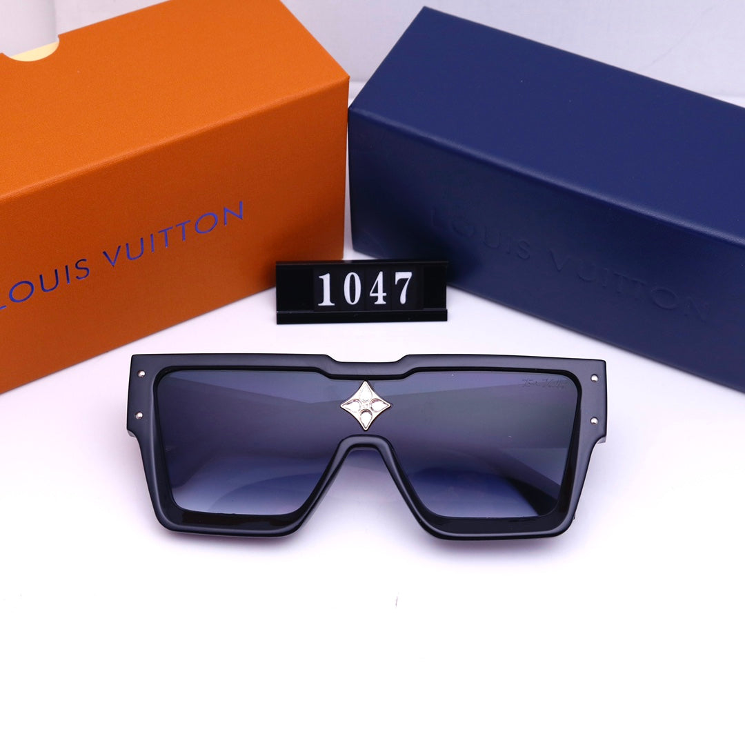 New Ladies Fashion Classic Sunglasses in 2022 - Image 14