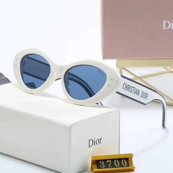 4 Color Women's Sunglasses?M?700