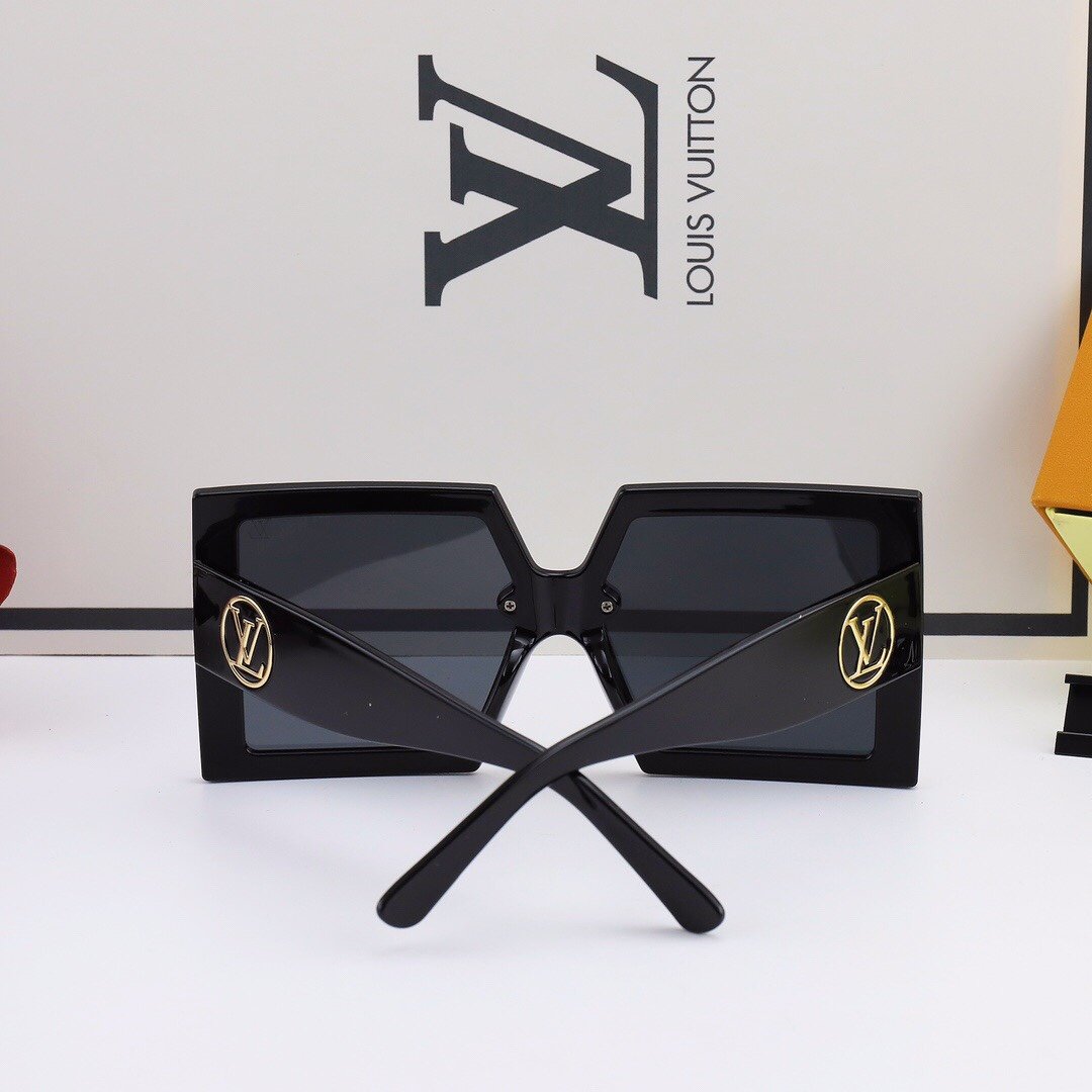 5 COLORS OUTDOOR DRIVING SQUARE SUNGLASSES for WOMEN - Image 4