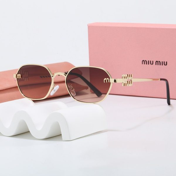 6 colors new fashion sunglasses miu260711120