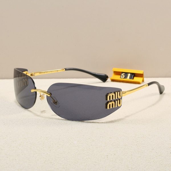 4 colors new fashion sunglasses miu260711131