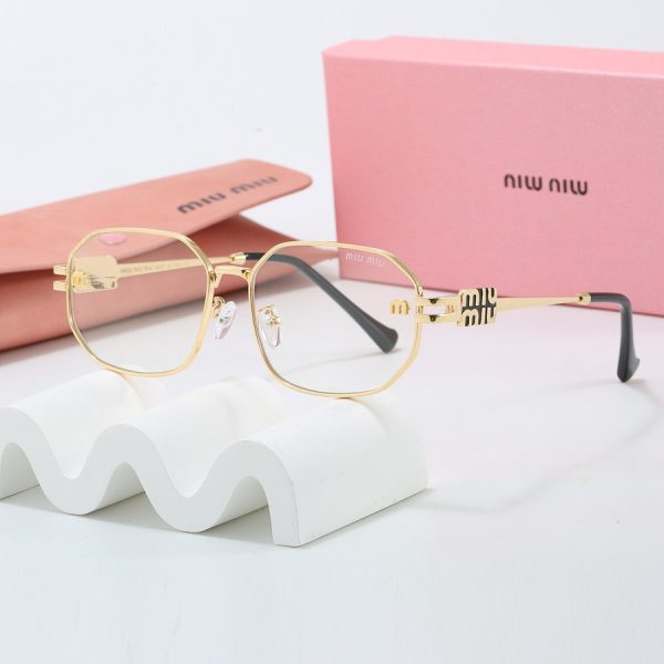 4 colors new fashion sunglasses miu260711170