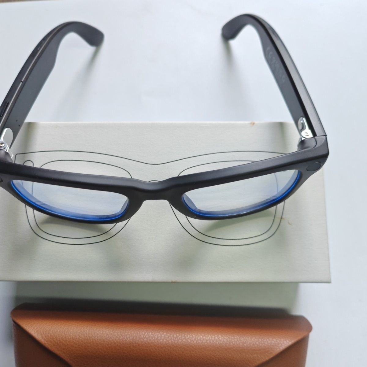 A-MT5 Ultra AI Smart Glasses – Video Recording, Photography, Real-Time Translation, Simultaneous Interpretation, and Bluetooth Music - Image 10